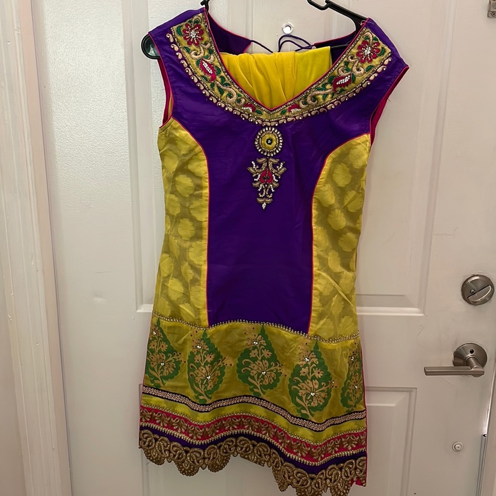 Punjabi suit